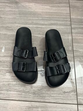 H & M Divided Black Double-Buckle Platform Slides